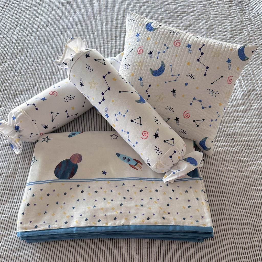 Planet Pops Mini Cot Set